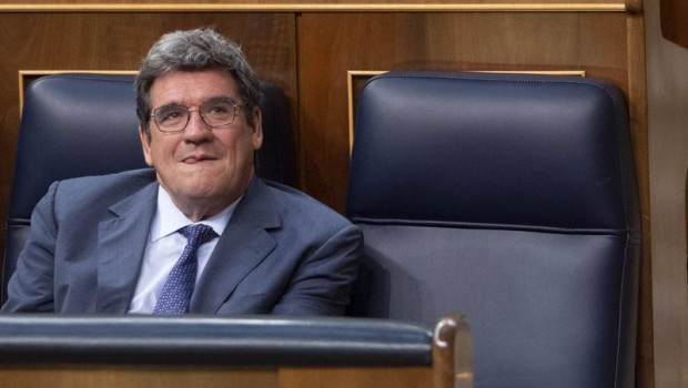 ep el ministro de inclusion seguridad social y migraciones jose luis escriva durante una sesion ep el ministro de inclusion seguridad social y migraciones jose luis escriva durante una sesion