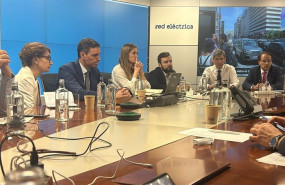 ep el presidente del gobierno pedro sanchez se ha trasladado esta noche a red electrica junto a las