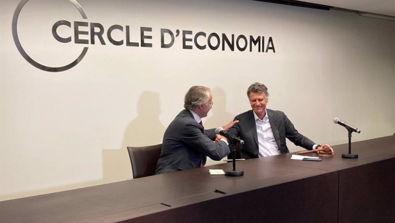 El presidente saliente del Cercle d'Economia, Javier Faus, y el nuevo presidente de la entidad, Jaume Guardiola | EUROPA PRESS ep el presidente saliente del cercle deconomia javier faus y el nuevo presidente de la entidad jaume
