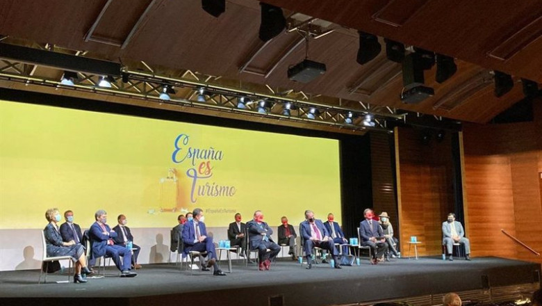 El sector turístico reitera la necesidad de acelerar la vacunación para salvar el verano | EUROPA PRESS ep el sector turistico reitera la necesidad de acelerar la vacunacion para salvar el verano