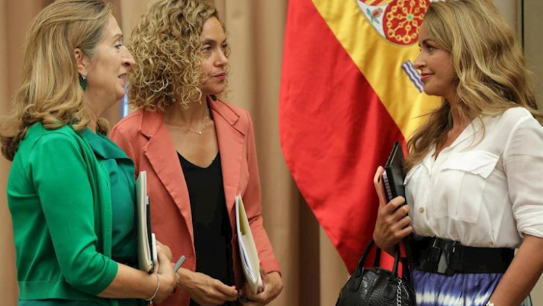 ep i-d la vicepresidenta tercera del congreso ana pastor pp la presidenta del congreso de los