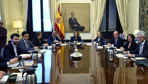 ep la mesa del congreso presidida por meritxell batet