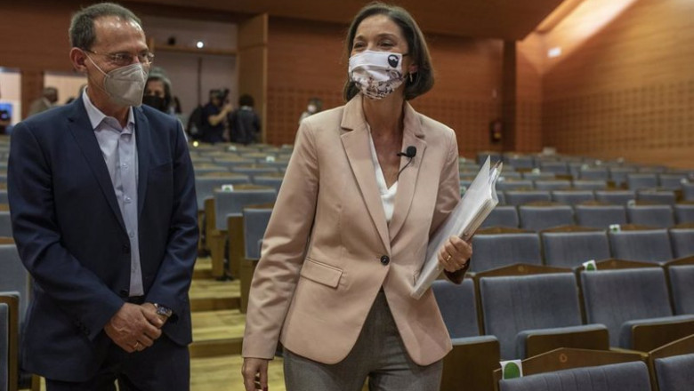 ep la ministra de industria comercio y turismo reyes maroto llega al centro de negocios de benavente ep la ministra de industria comercio y turismo reyes maroto llega al centro de negocios de benavente