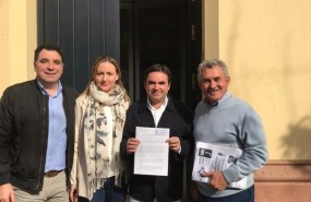 ep moreno 2d tras presentarfirmas pidiendoaperturalos expedientes