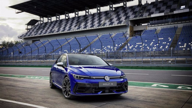 ep motor  volkswagen presenta los nuevos modelos golf con 333 caballos y desde 53795 euros