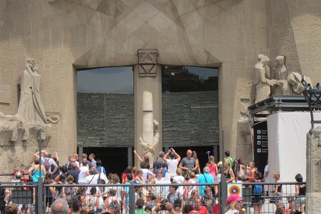 ep turistasla sagrada familia