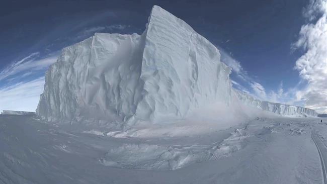 ep un gigantesco icebergdesprendela antartida