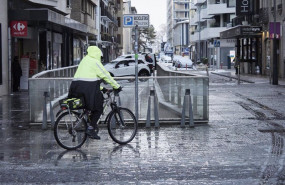 ep una persona en bicicleta