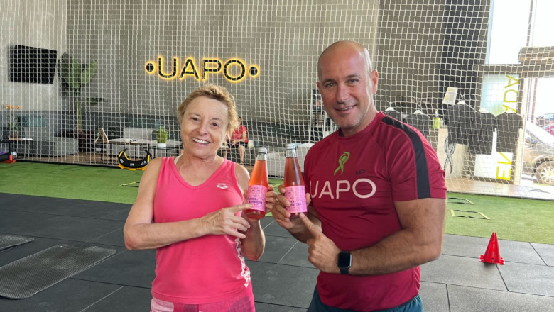 en la sede de uapo consumiendo vver kombucha 