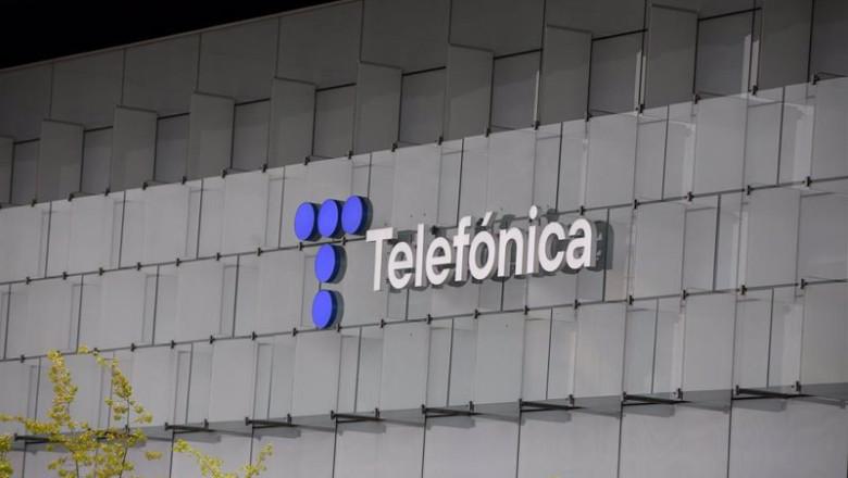 ep archivo edificio de la sede de telefonica en madrid espana ep archivo edificio de la sede de telefonica en madrid espana