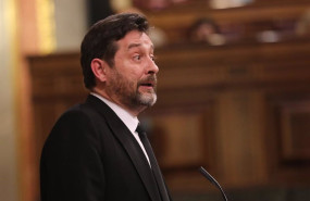 ep archivo el diputado de unidas podemos rafael mayoral en una sesion plenaria en el congreso de ep archivo el diputado de unidas podemos rafael mayoral en una sesion plenaria en el congreso de