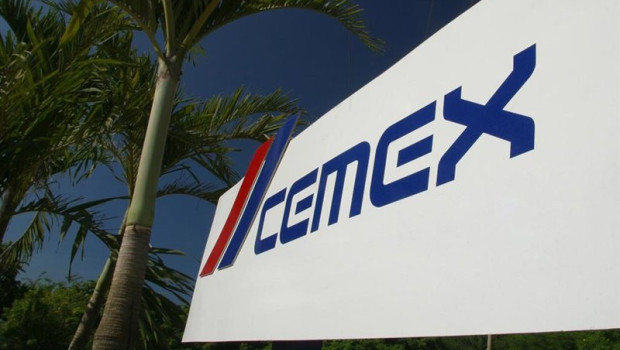 ep archivo   logo de cemex en un cartel