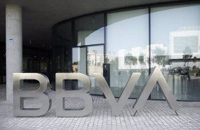 ep archivo - nuevo logo del bbva a las puertas de su sede en madrid ep archivo - nuevo logo del bbva a las puertas de su sede en madrid