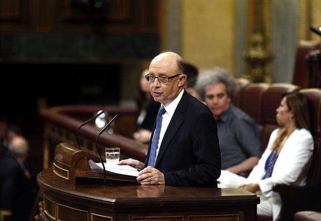 Cristóbal Montoro presenta en el Congreso los Presupuestos | EUROPA PRESS ep cristobal montoro presentacongresopresupuestos 20170503143003