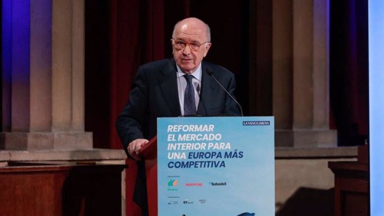 ep el exvicepresidente de la comision europea ce joaquin almunia en un acto de foment del treball ep el exvicepresidente de la comision europea ce joaquin almunia en un acto de foment del treball