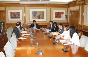 ep el ministro de sanidad salvador illa preside la reunion diaria del comite de evaluacion y