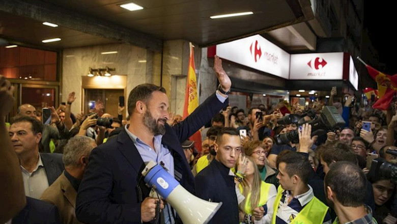 ep el presidente de vox santiago abascal participa en un acto publico en el teatro quijano de ciudad