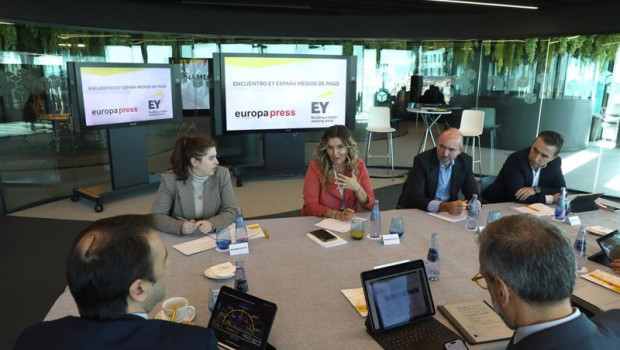 ep encuentro informativo de ey en la sede de la firma en la torre azca a 23 de enero de 2023 en