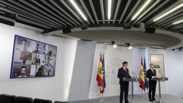 ep i-d el ministro de sanidad salvador illa y el ministro del interior fernando grande-marlaska