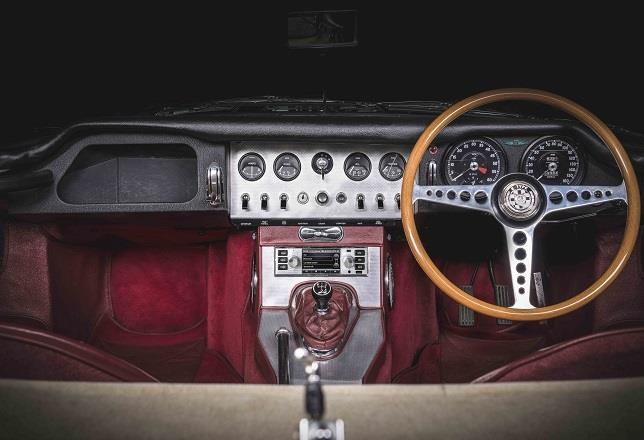 Jaguar Land Rover lleva el infoentretenimiento a sus clásicos | JAGUAR LAND ROVER ep jaguar land rover llevainfoentretenimientosus clasicos
