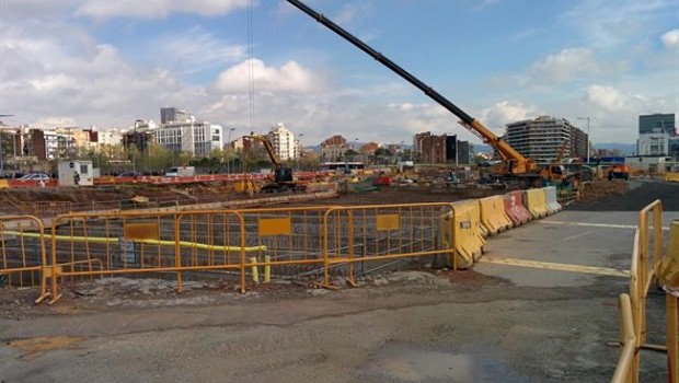 ep obrasconstruccionla nueva plazaglries en barcelona