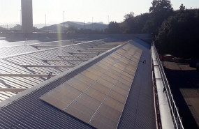 ep paneles solares en la planta de alstom en trapagaran en bizkaia