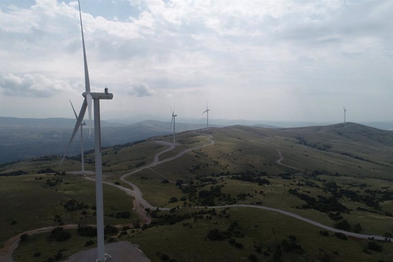 Iberdrola repotenciará cuatro parques eólicos en España y elevará un 30% su producción