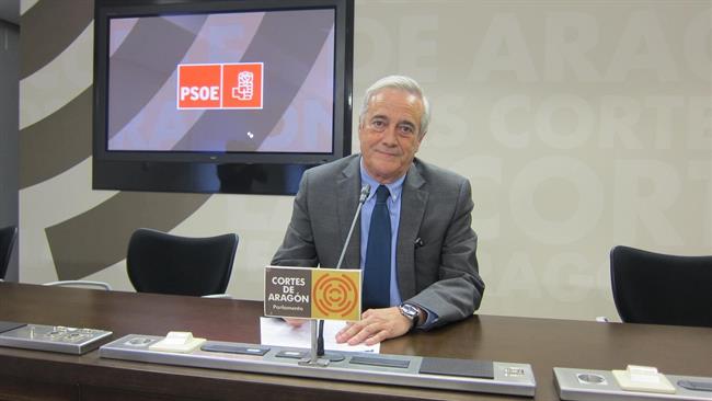 El portavoz del PSOE en las Cortes, Javier Sada, en rueda de prensa hoy | EUROPA PRESS ep portavozpsoelas cortes javier sada en ruedaprensa hoy