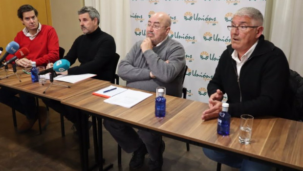 ep rueda de prensa de unions agrarias con el bufete eskariam
