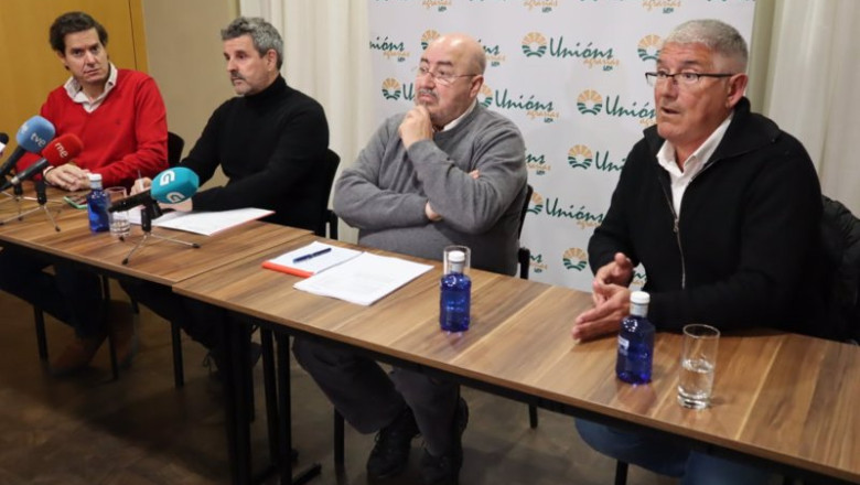 ep rueda de prensa de unions agrarias con el bufete eskariam ep rueda de prensa de unions agrarias con el bufete eskariam