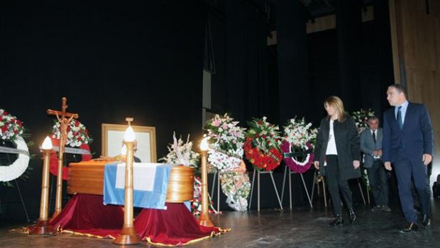ep susana diaz encapilla ardientechiquitola calzada