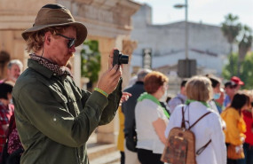 ep un turista junto al hornito de santa eulalia en merida