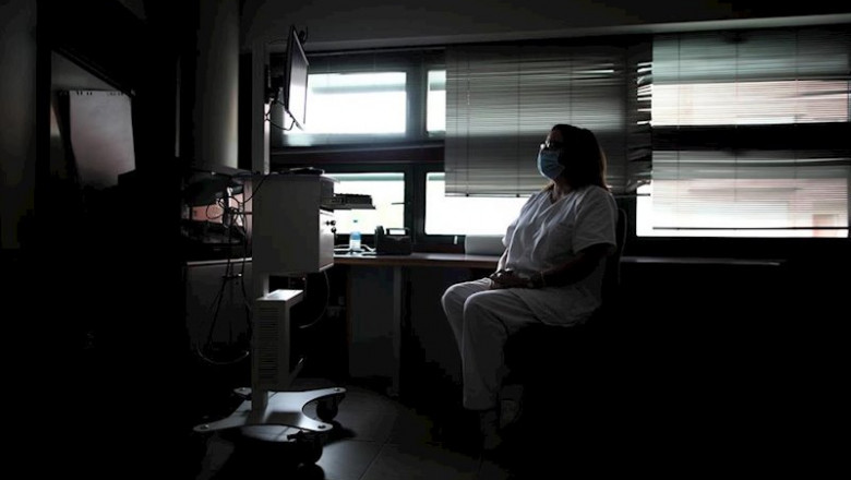 ep una sanitaria del centro de salud garcia noblejas durante su jornada laboral en en la pandemia ep una sanitaria del centro de salud garcia noblejas durante su jornada laboral en en la pandemia
