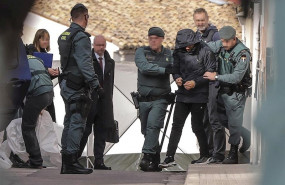 ep agentes de la guardia civil trasladan en manuel a jorge palma el acusado del asesinato de marta