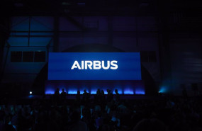 ep archivo   detalle del acto durante la presentacion de airbus cadiz en el puerto de santa maria a