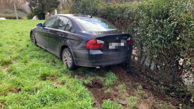 ep archivo   el vehiculo fue abandonado tras sufrir una salida de via
