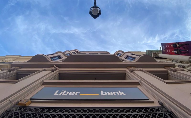 Liberbank gana un 16,8% más en el trimestre tras destinar 38 millones a saneamientos