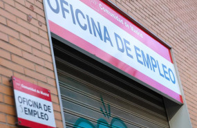 ep archivo   fachada de una oficina del sepe a 4 de noviembre de 2025 en madrid espana