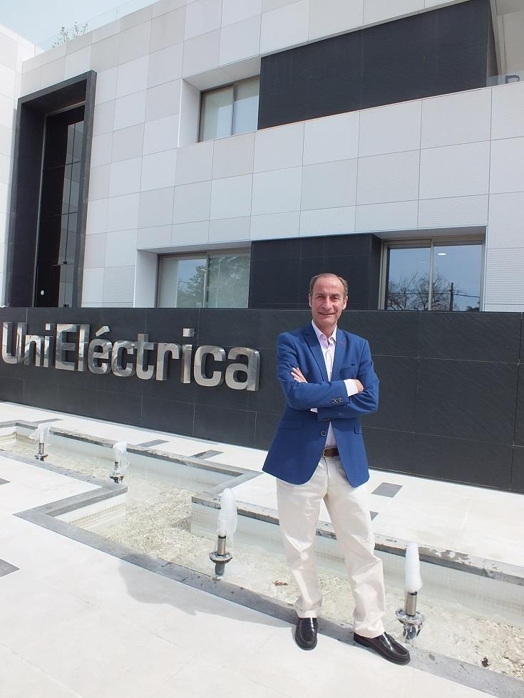 Diego Montes, ante la sede de Unieléctrica | UNIELÉCTRICA ep diego montes antesedeunielectrica