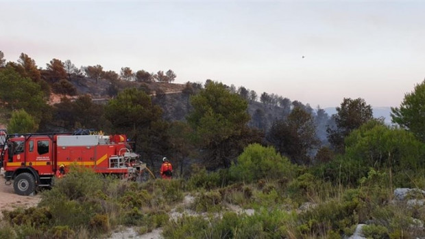 ep efectivosla ume trabajandola zonaincendiobeneixama alicante