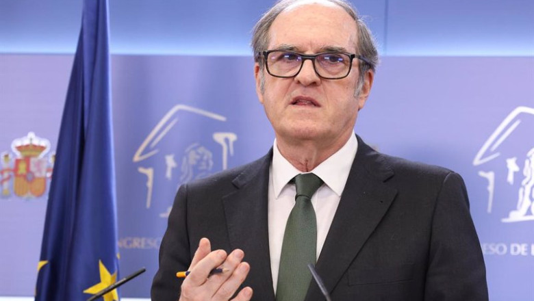 ep el defensor del pueblo angel gabilondo ofrece una rueda de prensa tras la entrega del informe ep el defensor del pueblo angel gabilondo ofrece una rueda de prensa tras la entrega del informe
