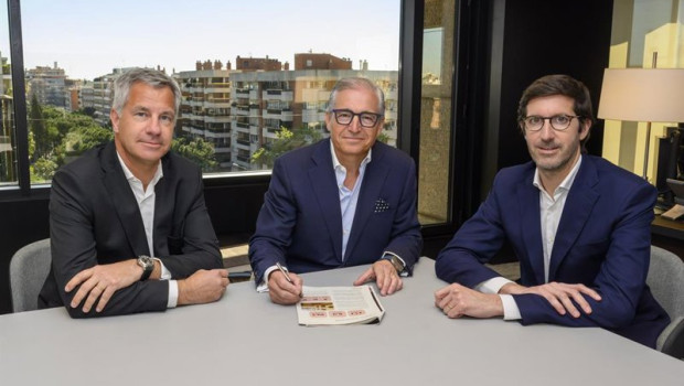 ep el director del area patrimonial de renta corporacion david vila el presidente luis hernandez de ep el director del area patrimonial de renta corporacion david vila el presidente luis hernandez de