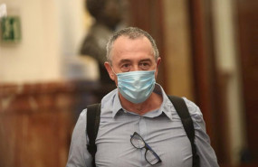 ep el portavoz de compromis en el congreso joan baldovi a su llegada al pleno de sesion de control