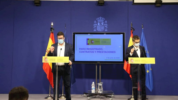 ep el secretario de estado de empleo y economia social joaquin perez rey y el secretario de estado
