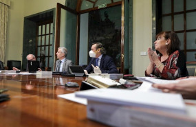ep el secretario segundo del senado rafael hernando 2d con mascarilla y la vicepresidenta primera