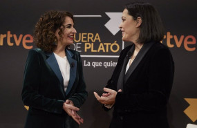 ep la ministra de hacienda maria jesus montero posa junto a la directora de rtve andalucia paloma