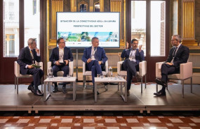 ep turespana y aena reunen a mas de 90 destinos y 12 aerolineas para impulsar la conectividad aerea