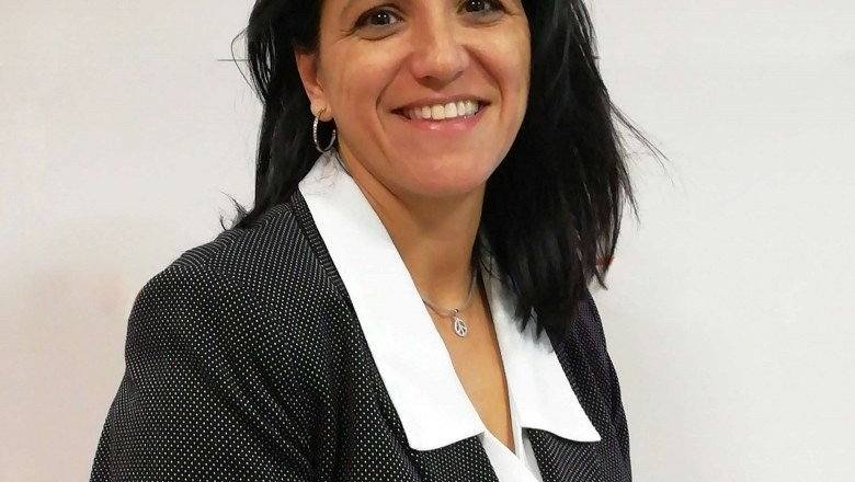 1577352109 helena fern ndez