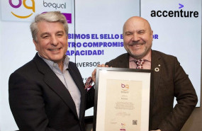 ep accenture reconocida con el sello bequal plus que otorga la fundacion bequal el presidente de