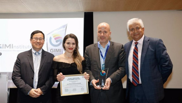 ep archivo de izquierda a derecha fernando onosaki erila haska juan manuel gutierrez alcubilla y ep archivo de izquierda a derecha fernando onosaki erila haska juan manuel gutierrez alcubilla y